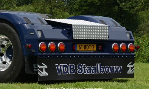 VLASTUIN-ACHTERBUMPER-108