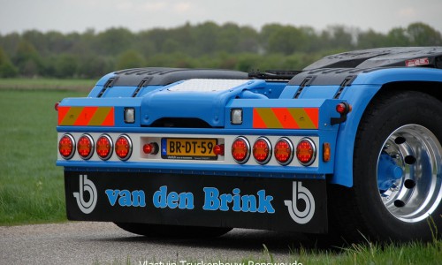 VLASTUIN-ACHTERBUMPER-109