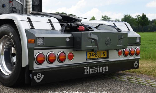 VLASTUIN-ACHTERBUMPER-123