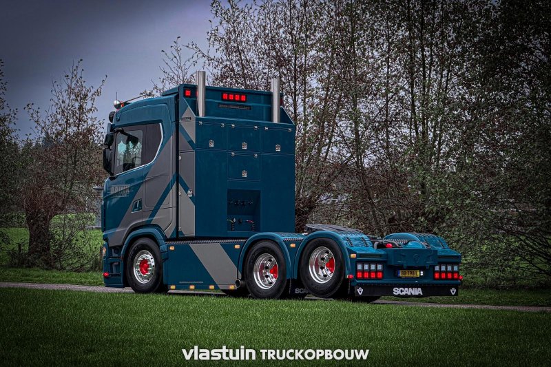 VLASTUIN-OPBOUW-306
