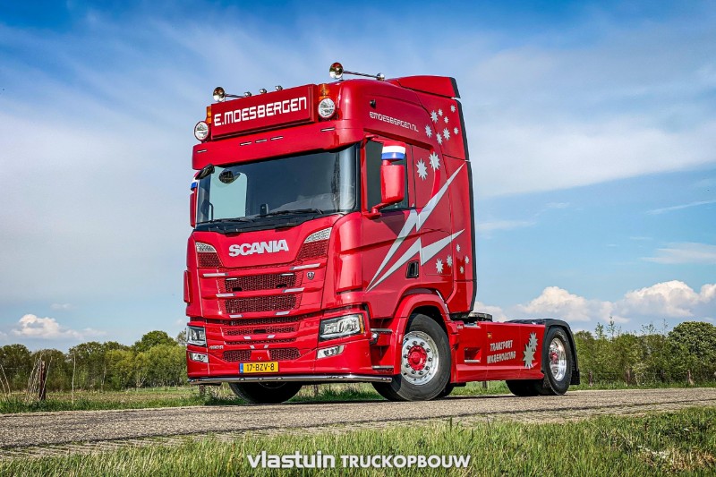 1_TRUCKS-510