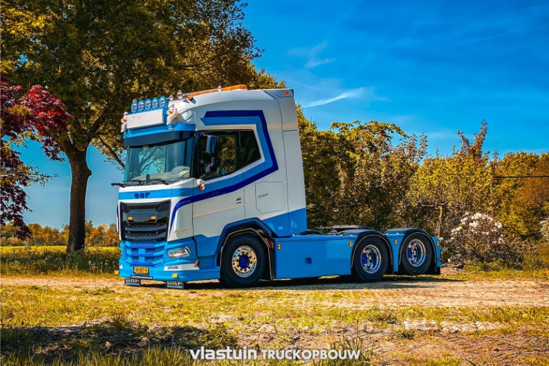 1_TRUCKS-512