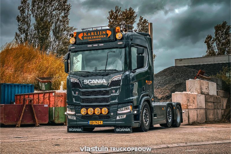 TRUCKS-518