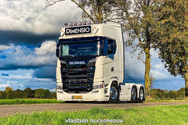 TRUCKS-521