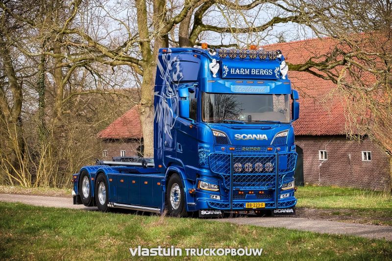 TRUCKS-531