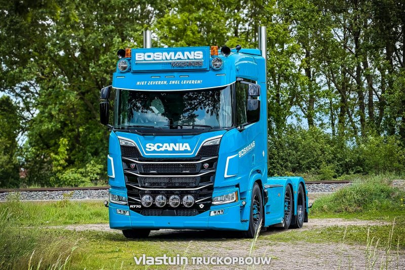 TRUCKS-537