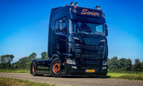 1_TRUCKS-478