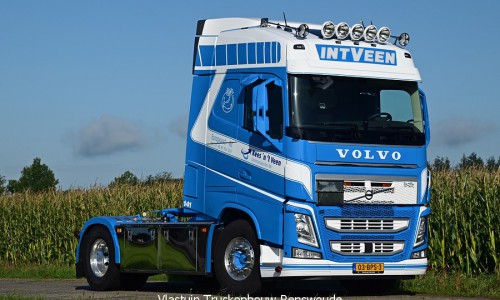 TRUCKS-272
