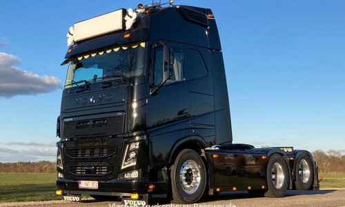 TRUCKS-303