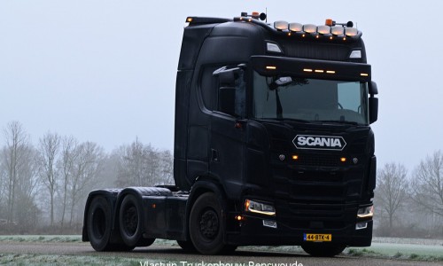 TRUCKS-421