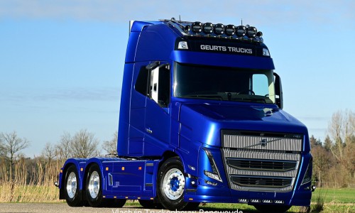TRUCKS-425