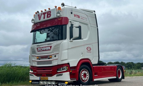 TRUCKS-456