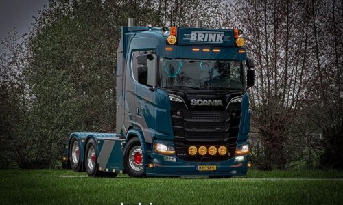 TRUCKS-526
