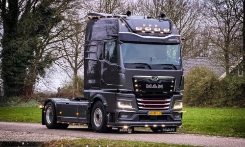 TRUCKS-528