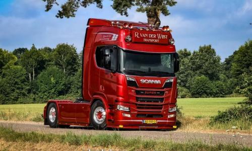 TRUCKS-552