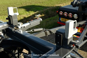 Vlastuin-aanhanger-105